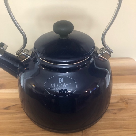 Chantal Enamel Teakettle - Picture 2 of 10